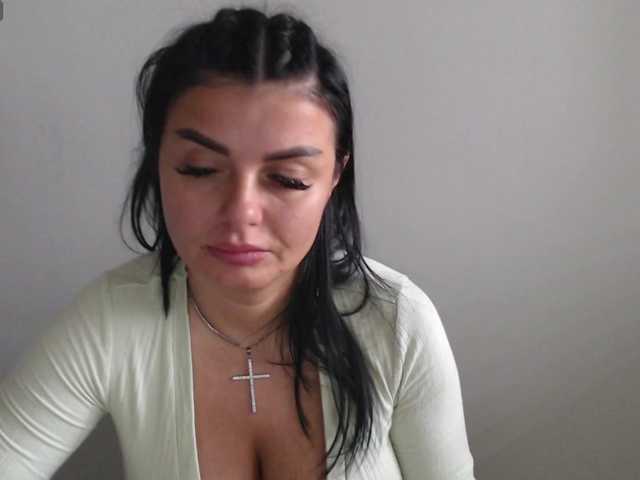rosemaryy live cam on BongaCams