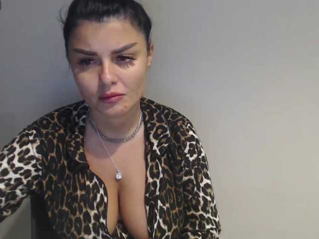 rosemaryy live cam on BongaCams