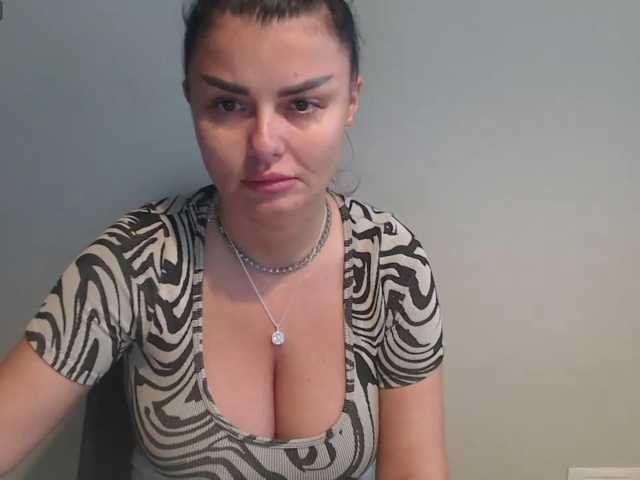 rosemaryy live cam preview