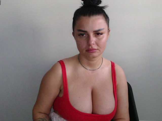 rosemaryy live cam on BongaCams