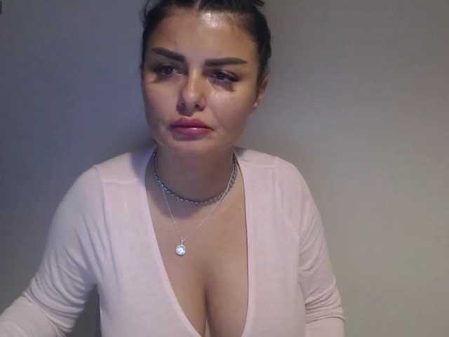 rosemaryy live cam on BongaCams