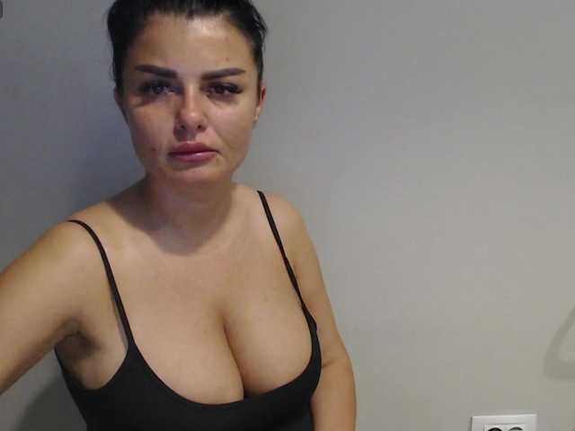 rosemaryy live cam on BongaCams