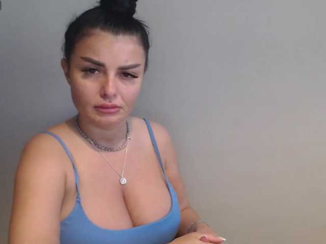 rosemaryy live cam on BongaCams