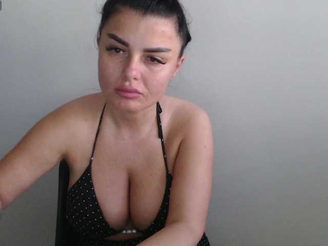 rosemaryy live cam on BongaCams