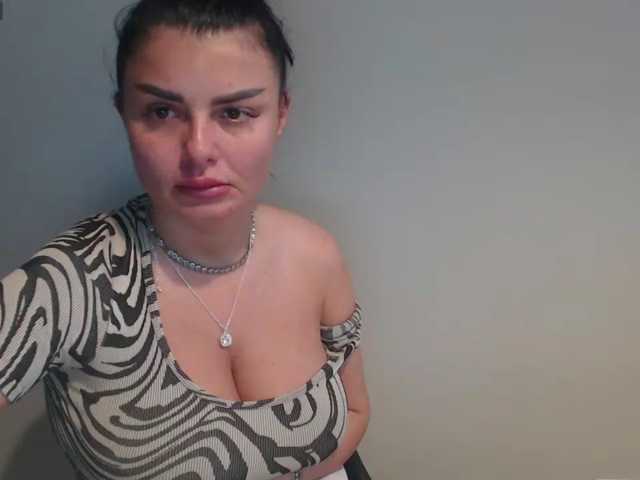 rosemaryy live cam preview