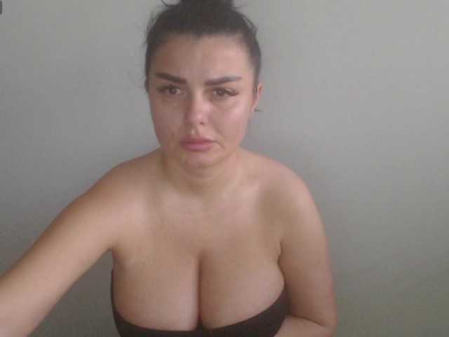 rosemaryy live cam on BongaCams