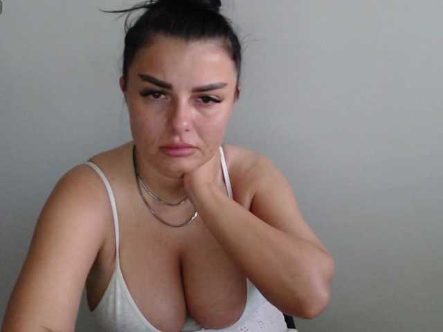 rosemaryy live cam on BongaCams