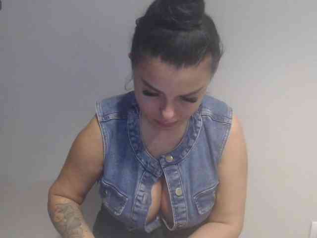 rosemaryy webcam
