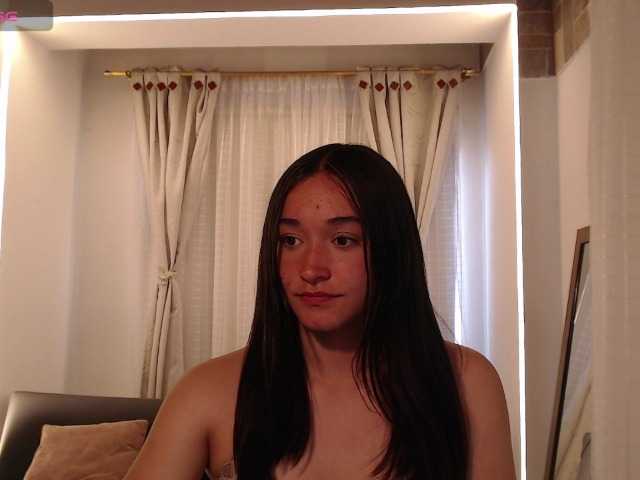 saharra-mourt live cam on BongaCams