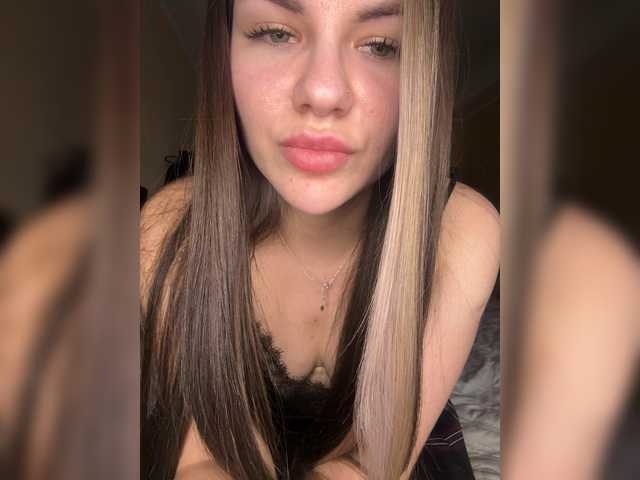Alissa2 live cam on BongaCams