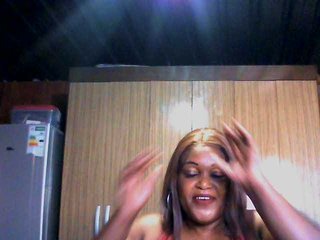 Luce-Bettie's Live Webcam