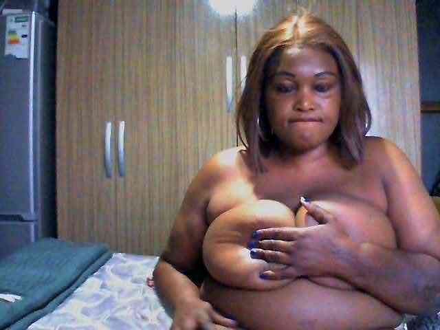 Luce-Bettie webcam