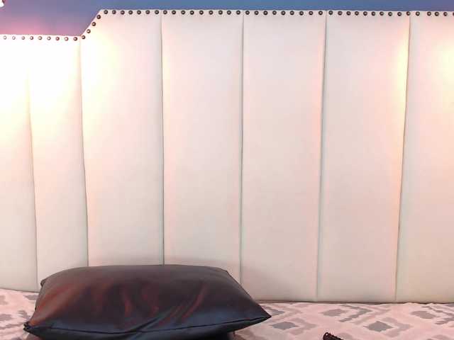 Victori4Rose live cam on BongaCams