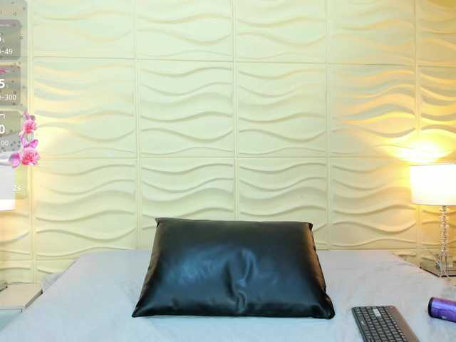 Victori4Rose live cam on BongaCams