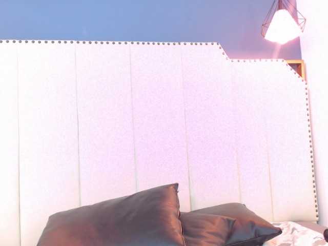Victori4Rose live cam on BongaCams