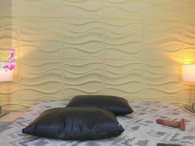 Victori4Rose live cam on BongaCams