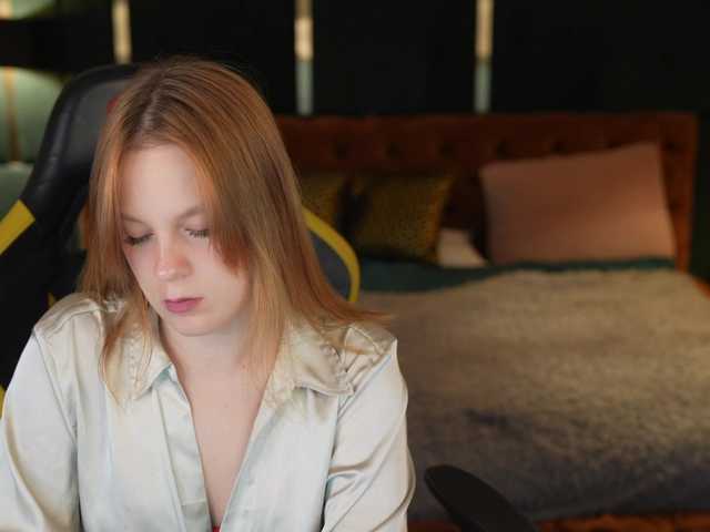 SandraSunrise live cam on BongaCams