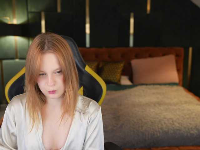 SandraSunrise live cam on BongaCams