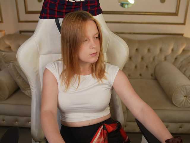 SandraSunrise live cam on BongaCams