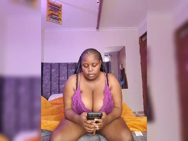 Sexxydee1 live cam on BongaCams