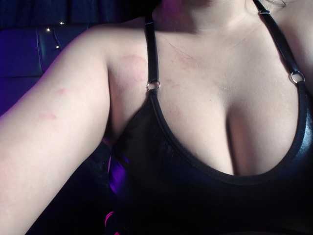 scarletqueenbj