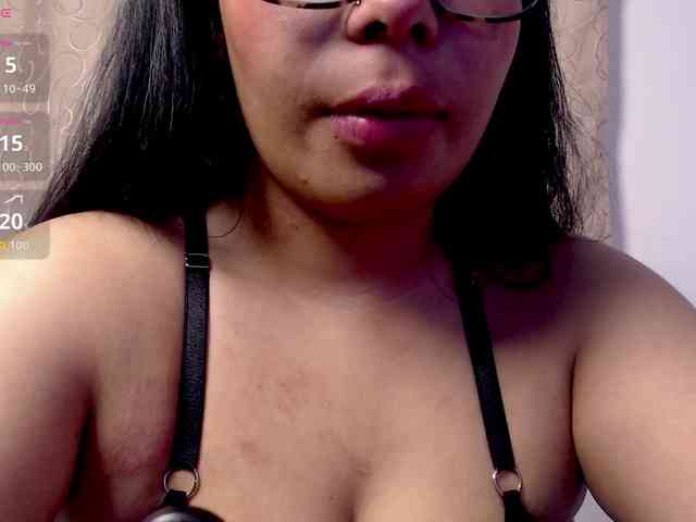 scarletqueenbj webcam