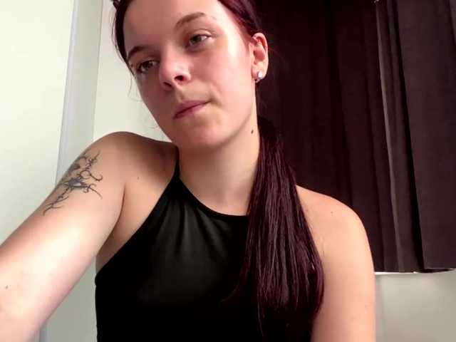 GeneviveRozman live cam on BongaCams