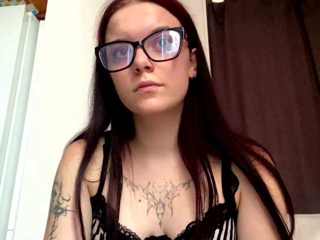 GeneviveRozman live cam on BongaCams