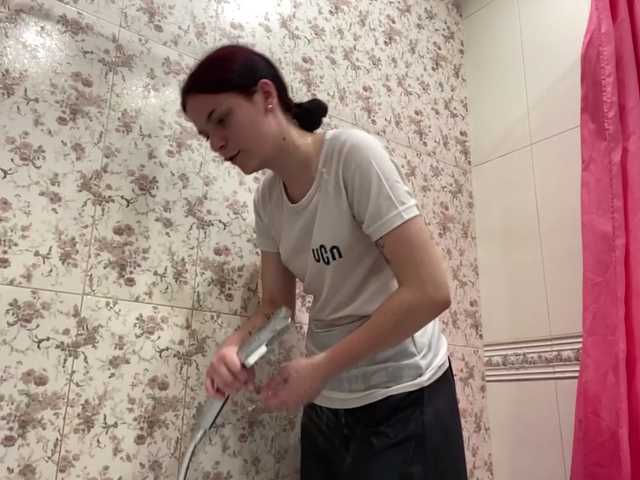 GeneviveRozman live cam on BongaCams