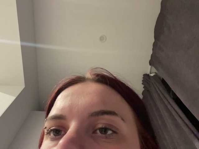 GeneviveRozman live cam on BongaCams
