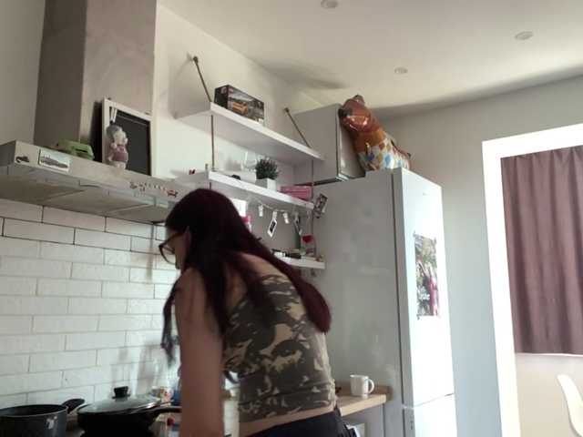 GeneviveRozman live cam on BongaCams
