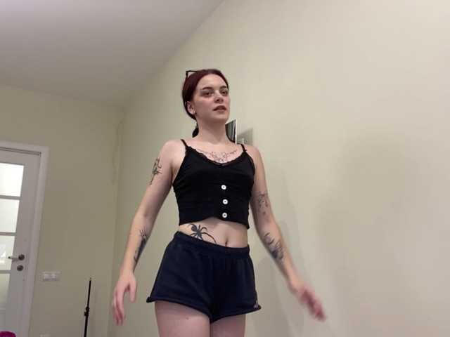 GeneviveRozman live cam on BongaCams