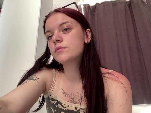 GeneviveRozman live cam on BongaCams