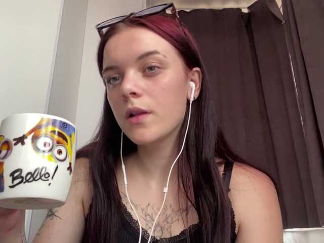 GeneviveRozman live cam on BongaCams