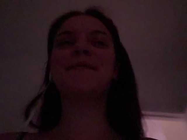GeneviveRozman live cam on BongaCams
