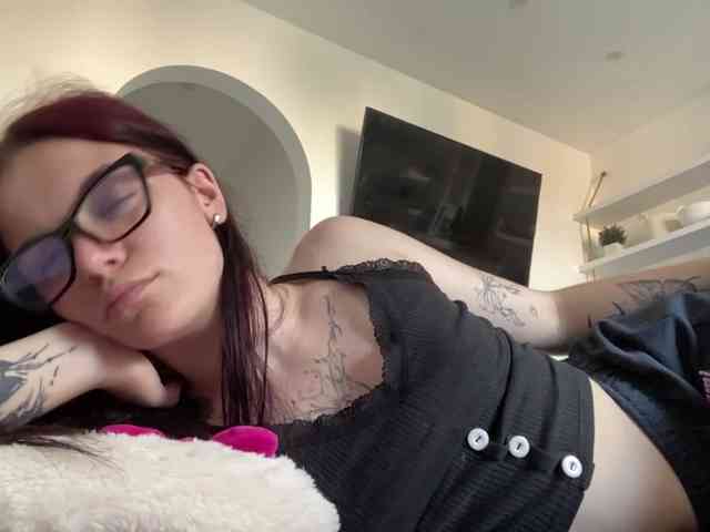 GeneviveRozman webcam