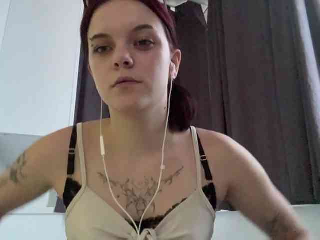 GeneviveRozman webcam
