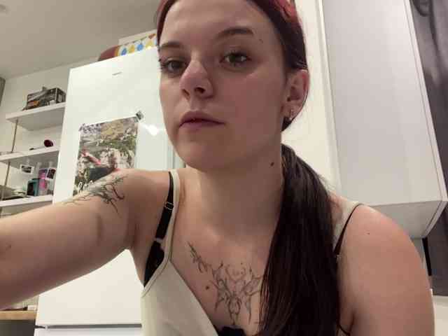 GeneviveRozman webcam