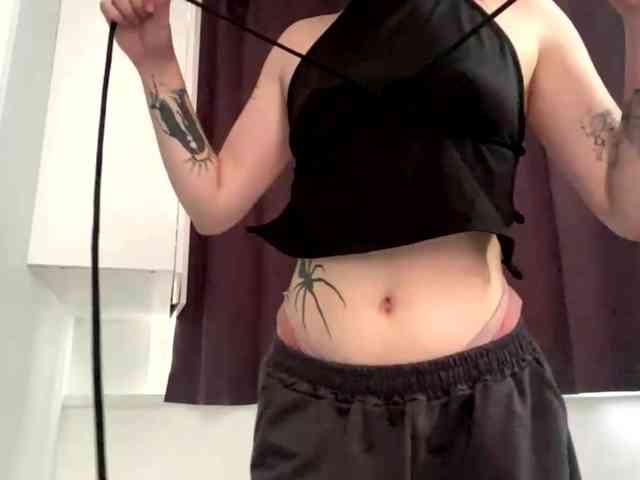 GeneviveRozman webcam