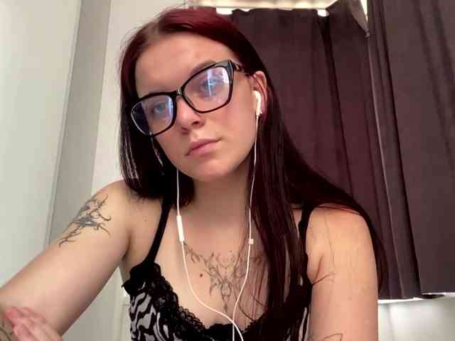 GeneviveRozman webcam