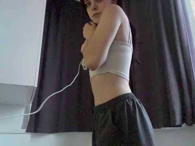 GeneviveRozman webcam