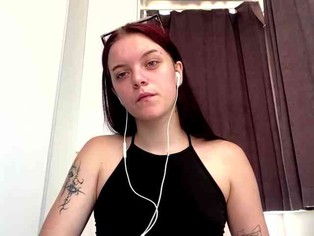 GeneviveRozman webcam