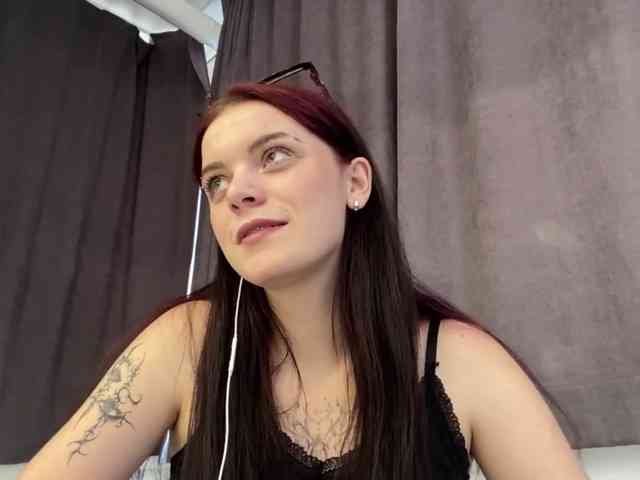 GeneviveRozman webcam