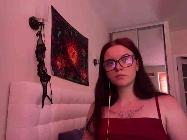 GeneviveRozman webcam