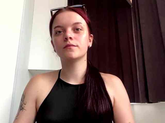 GeneviveRozman webcam