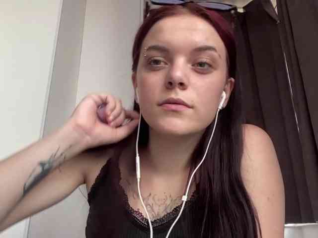 GeneviveRozman webcam