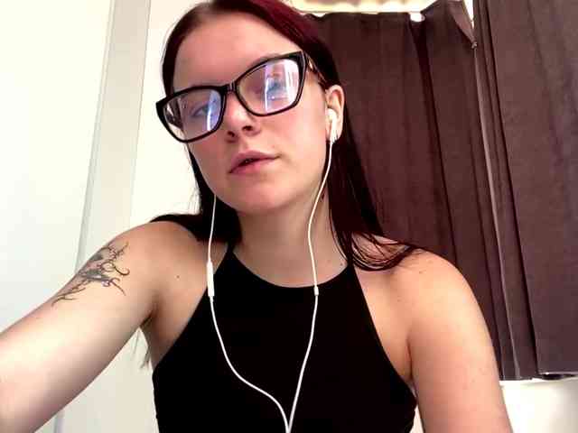 GeneviveRozman webcam