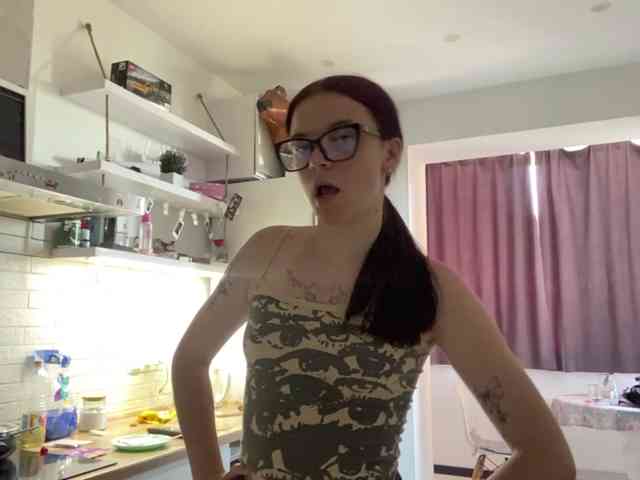 GeneviveRozman webcam