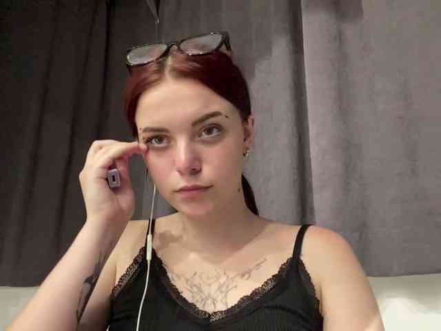 GeneviveRozman webcam