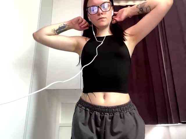 GeneviveRozman webcam
